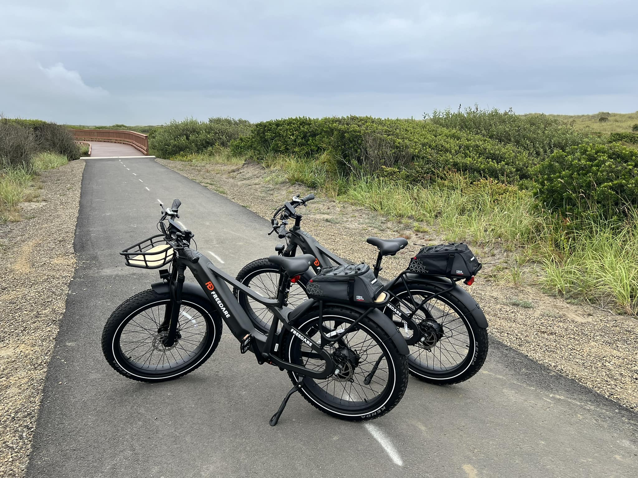 Choosing the Right Accessories for Your Electric Bike